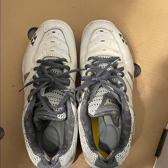 Yonex Badminton Shoe - Picture 3 of 3